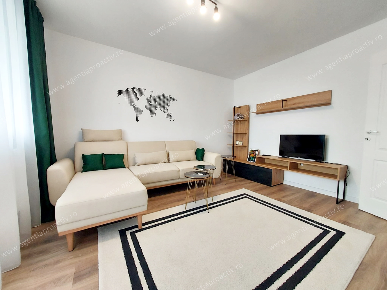 Apartament cu 2 camere, Zona Centrala, mobilat si utilat!